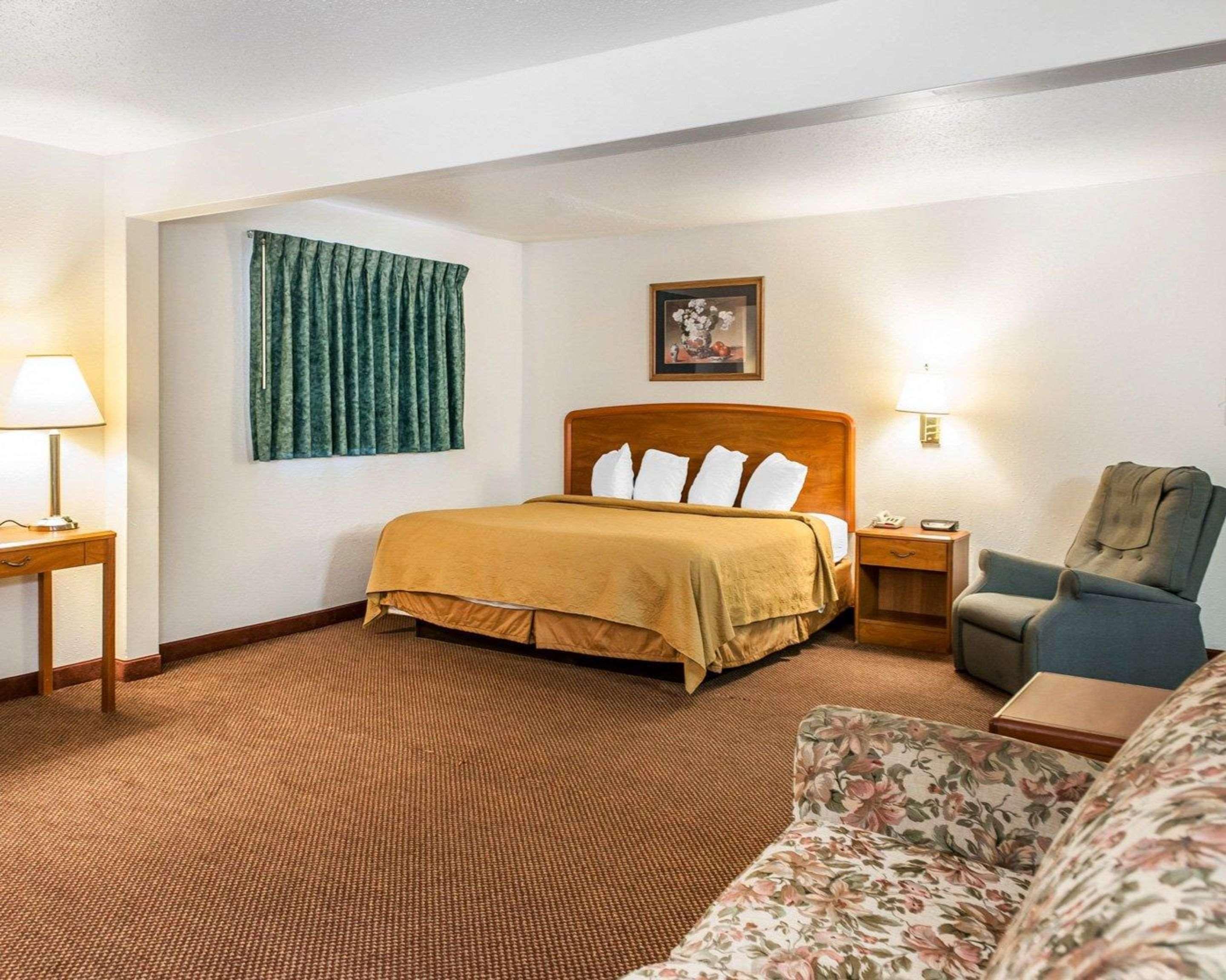Quality Inn South Indianapolis Exterior photo