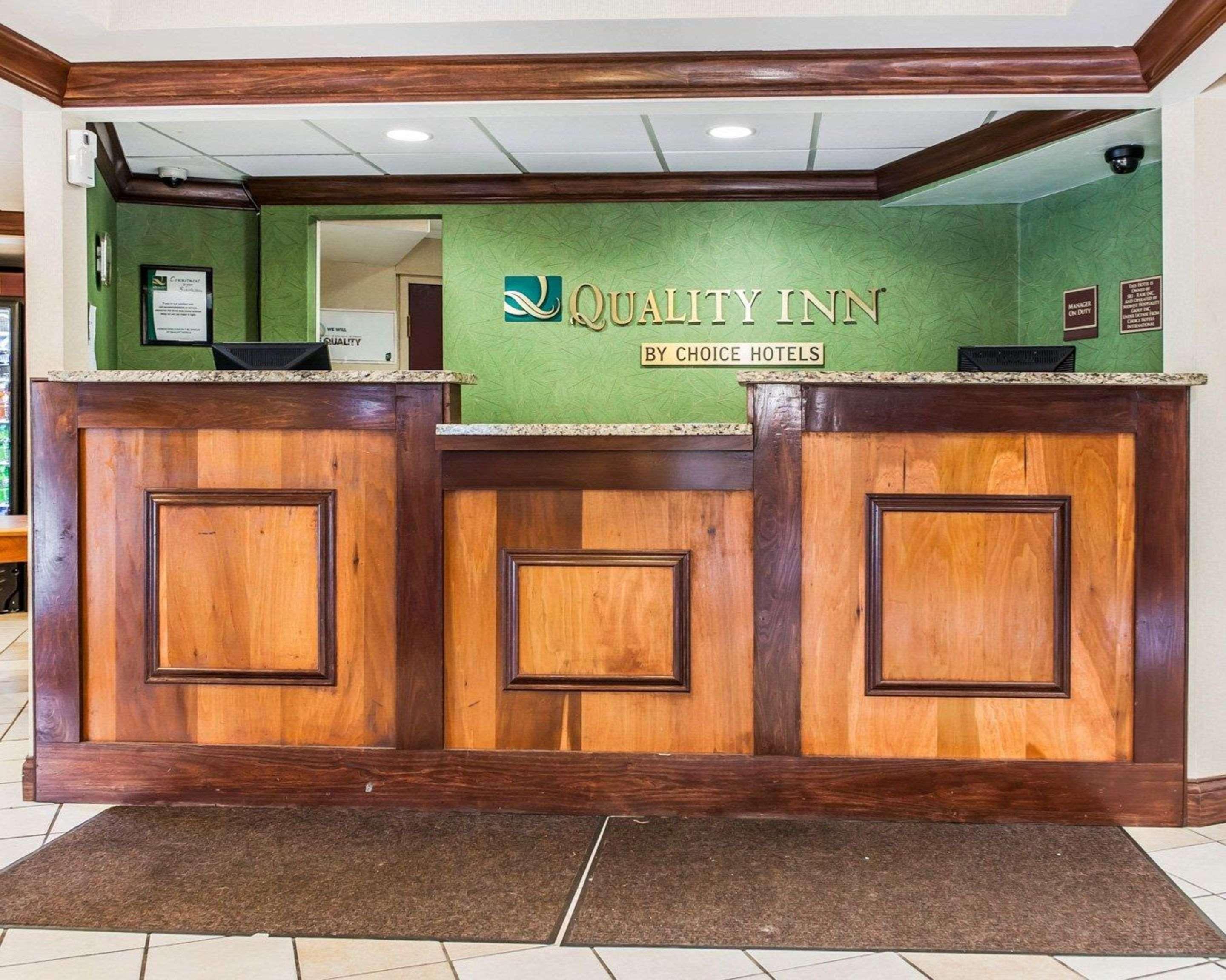 Quality Inn South Indianapolis Exterior photo