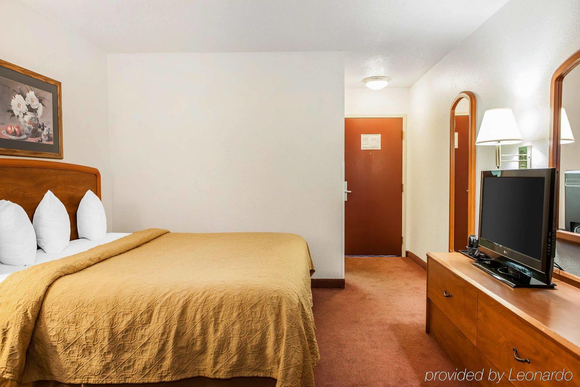Quality Inn South Indianapolis Exterior photo